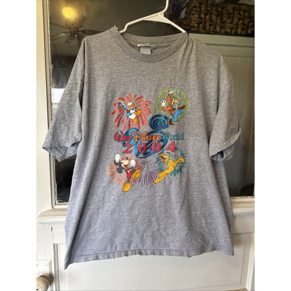 Vintage 2004 Walt Disney World Mickey Mouse Goofy Pluto Donald Duck 2XL
